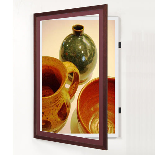 SWING-OPEN & SWING CLOSE FOR EASY POSTER CHANGES 14x22